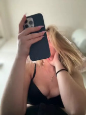 Watch AnastasiaAniess recorded live streams from Stripchat on 2025/03/27, Cam Archive
