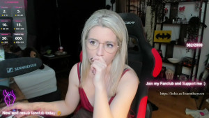 Watch Lisaonthemoon recorded live streams from Stripchat on 2025/03/27, Cam Archive