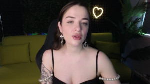 Watch Yasmine_moon recorded live streams from Stripchat on 2025/03/27, Cam Archive
