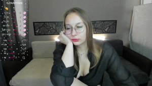 Watch Aliya_Reid recorded live streams from Stripchat on 2025/03/27, Cam Archive