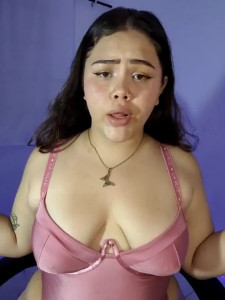 Watch Emma_Roy_1 recorded live streams from Stripchat on 2025/03/27, Cam Archive