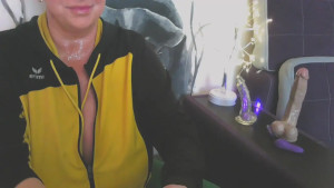 Watch blueskysierra recorded live streams from Chaturbate on 2025/03/29, Cam Archive