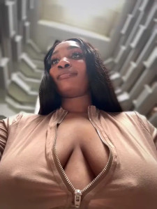 Watch Nessa___ recorded live streams from Stripchat on 2025/03/29, Cam Archive