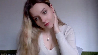 Watch britneyglow recorded live streams from Chaturbate on 2025/03/30, Cam Archive