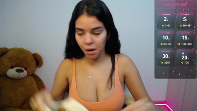 Watch rossebunny25 recorded live streams from Chaturbate on 2025/03/31, Cam Archive