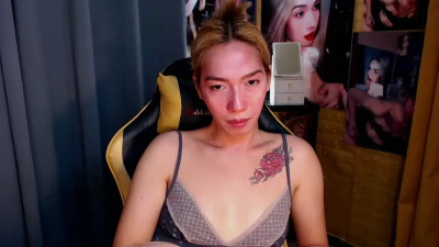 Watch aurakharisma_xx recorded live streams from Chaturbate on 2025/04/01, Cam Archive