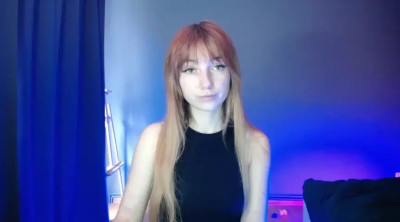 Watch LuciaYoung recorded live streams from Stripchat on 2025/04/01, Cam Archive