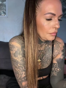 Watch AileenInkOfficial recorded live streams from Stripchat on 2025/04/01, Cam Archive