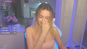 Watch margaretsweet1 recorded live streams from Chaturbate on 2025/04/01, Cam Archive