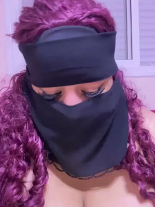 Watch mari_layali recorded live streams from Stripchat on 2025/04/01, Cam Archive
