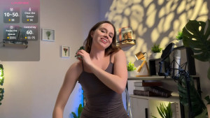 Julie_Rhodes
