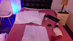 Watch cuckoldlover69_ recorded live streams from Chaturbate on 2025/04/02, Cam Archive