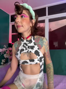 Watch Evangelyne_1 recorded live streams from Stripchat on 2025/04/02, Cam Archive