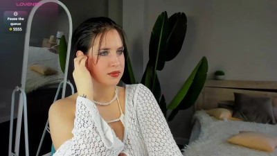 Watch eveline_scrudge recorded live streams from Chaturbate on 2025/04/02, Cam Archive