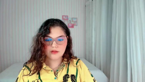Watch daeneryslove_doll recorded live streams from Chaturbate on 2025/04/02, Cam Archive