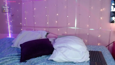Watch Chloe_doll03 recorded live streams from Chaturbate on 2025/04/03, Cam Archive
