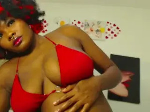 Pamela_Luxe