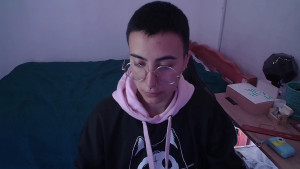 Watch lil__cat recorded live streams from Chaturbate on 2025/04/04, Cam Archive