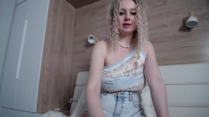 Watch amelijarouz recorded live streams from Chaturbate on 2025/04/05, Cam Archive