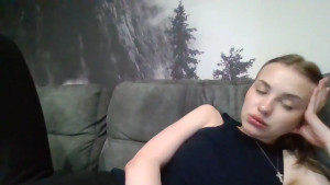 Watch Sweety_Nika recorded live streams from Stripchat on 2025/04/05, Cam Archive