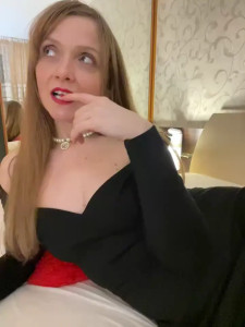 Watch Lady_Taty recorded live streams from Stripchat on 2025/04/06, Cam Archive