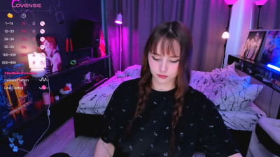 Watch effie_lee recorded live streams from Chaturbate on 2025/04/06, Cam Archive