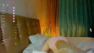 Watch HollisGriff recorded live streams from Stripchat on 2025/04/06, Cam Archive