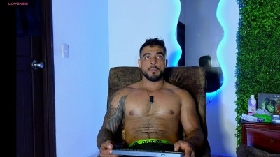 Watch eric_harrison1 recorded live streams from Chaturbate on 2025/04/08, Cam Archive