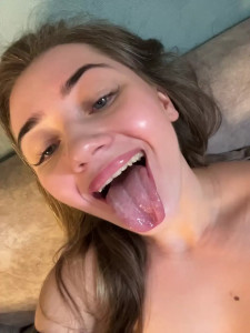 Watch juicy-peachh recorded live streams from BongaCams on 2025/04/07, Cam Archive