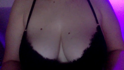 Watch parejaliberal1 recorded live streams from CAM4 on 2025/04/09, Cam Archive