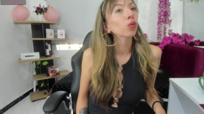 Watch mia_thompsonn_ recorded live streams from Chaturbate on 2025/04/14, Cam Archive