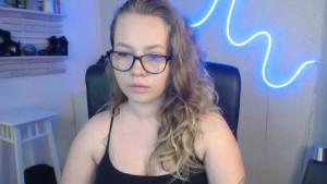 Watch Holly_amazing recorded live streams from CAM4 on 2025/04/14, Cam Archive