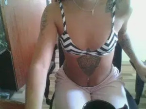 Watch SweetyBabyDemon recorded live streams from Stripchat on 2025/04/15, Cam Archive