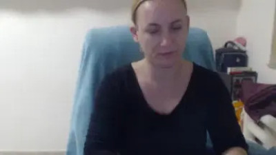 Watch queensinner recorded live streams from CAM4 on 2025/04/16, Cam Archive