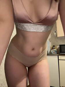 Vika19981