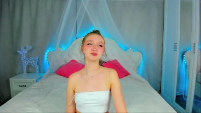 Watch Ameliedancer recorded live streams from Stripchat on 2025/04/17, Cam Archive