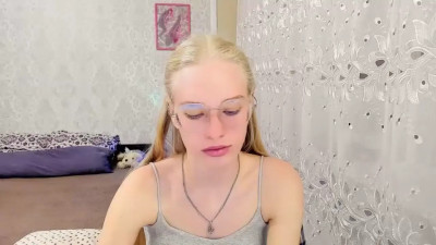 Watch esty_siela recorded live streams from Chaturbate on 2025/04/17, Cam Archive