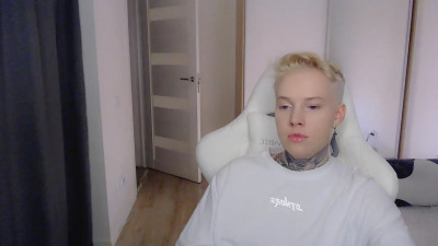 Watch -soulinacage- recorded live streams from Stripchat on 2025/04/17, Cam Archive