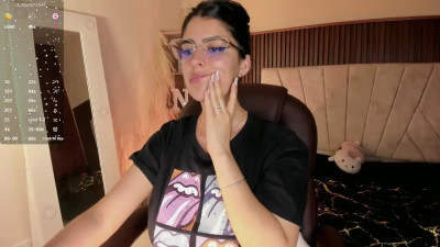 Watch niah_ recorded live streams from Chaturbate on 2025/04/22, Cam Archive