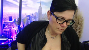 Watch mollysun2 recorded live streams from CAM4 on 2025/04/22, Cam Archive