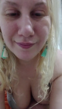 Watch the_red_rose3 recorded live streams from CAM4 on 2025/04/23, Cam Archive
