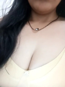 Hot-Shivani