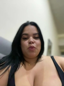 Watch AliceStarshine recorded live streams from Stripchat on 2025/05/03, Cam Archive