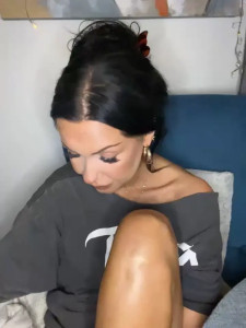 Watch Carolinekronkvist recorded live streams from Stripchat on 2025/05/03, Cam Archive