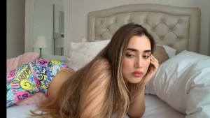 Watch prettyblondie19 recorded live streams from Chaturbate on 2025/05/03, Cam Archive