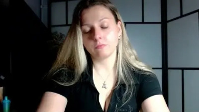 Watch BritneySensual recorded live streams from CAM4 on 2025/05/03, Cam Archive