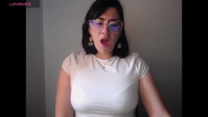 Watch queen_smile recorded live streams from Chaturbate on 2025/05/06, Cam Archive