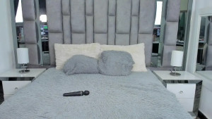 Watch KATHY_LEWIS1 recorded live streams from Stripchat on 2025/05/06, Cam Archive