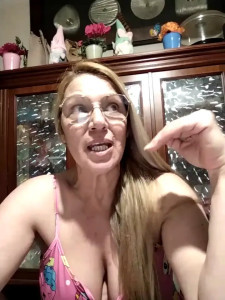 Watch Melmamalhuda@xh recorded live streams from Stripchat on 2025/05/06, Cam Archive