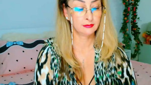 Watch Tyana40 recorded live streams from Stripchat on 2025/05/07, Cam Archive